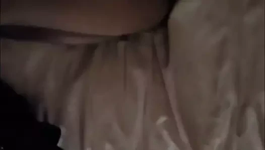 Kremsi gilf seviyor genç bbc