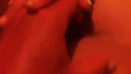 mon marie me carresse et me doite