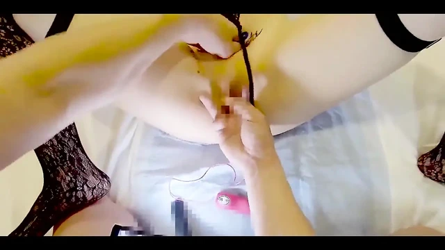 Mayu no81 nierautomata 2b kostümü, meme ucu piercingi, çığlık, gözleri bağlı, anal vibratör, fışkırtma, dölleme