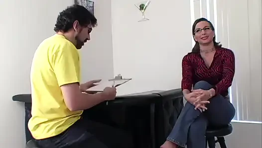 Klasik sakso yüze boşalma ateşli kız Cynthia Pendragon