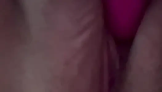 Amateur Bored Housewife Secretly Masturbates 5x a Day