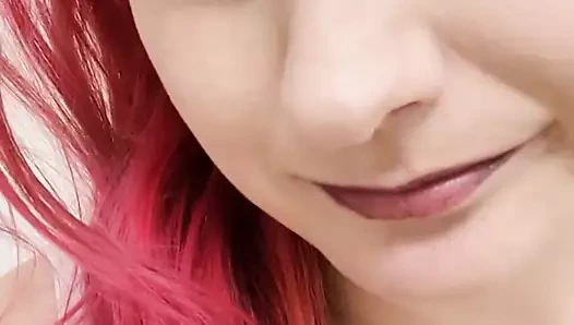 Sallayarak ve fışkırtarak... bütün gün bunu tutuyorum