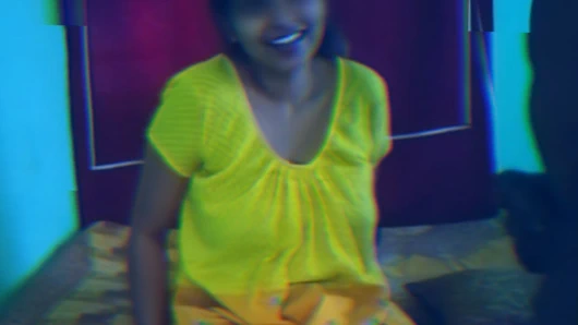 Üvey erkek kardeşim beni yatakta nasıl tatmin edeceklerini biliyor