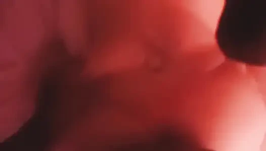 Minik amcık boşalmaya aç