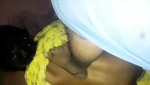 I made a video of my sister-in-law's leg.