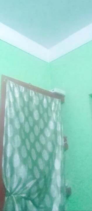 mamta bhabi ne chut main ungli kar ke chut se pani nekali