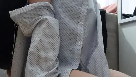 Orta yaşlı seksi kadın yaramaz olduğunda, efendi mutlu içinde.