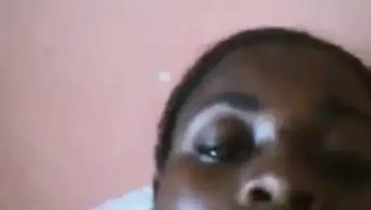 Annie chancia du camer