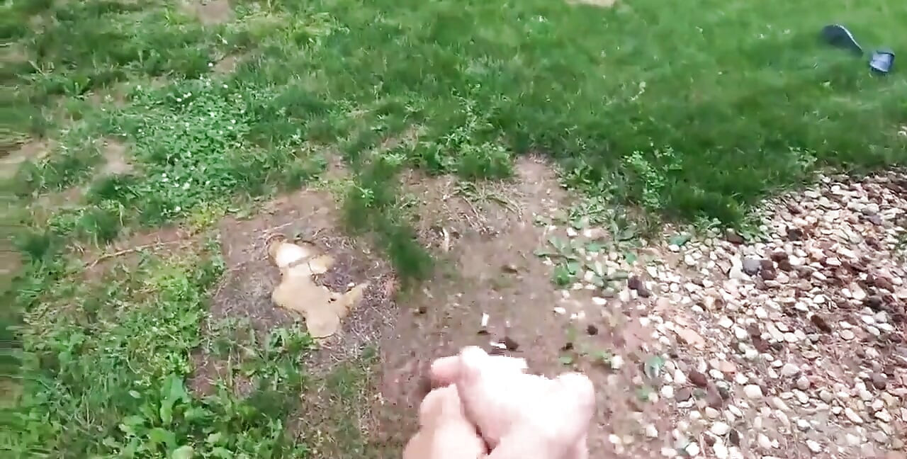 Sapık yarağını çıkarıyor, sonra ne olduğuna inanamayacaksınız.