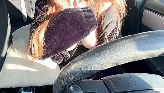 Artemisia ile yeni uzun araba yolculuğu azgın sulu büyük göğüslerini teşhir ediyor uzun saç fetişi sert meme uçları