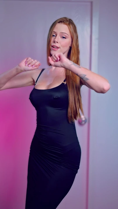 Masum elbiseden sürtük bikiniye - blink & see! 11