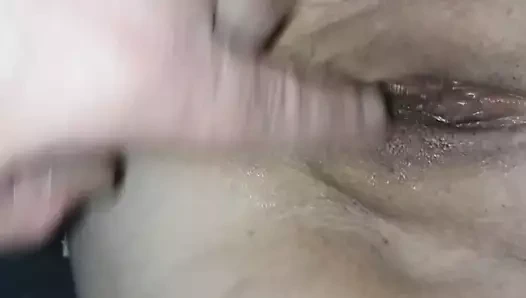 Evli kadın boşalıyor