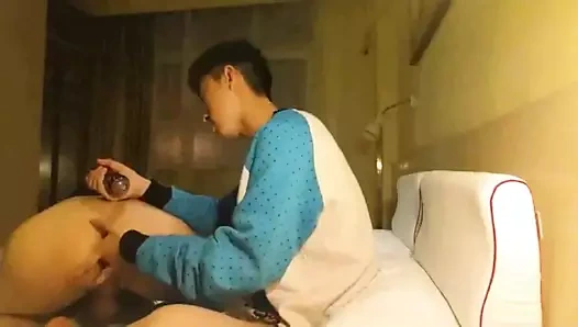 Büyük yaraklı Asyalı