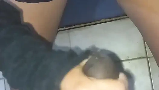 Komşum beni kocası çalışırken davet ediyor