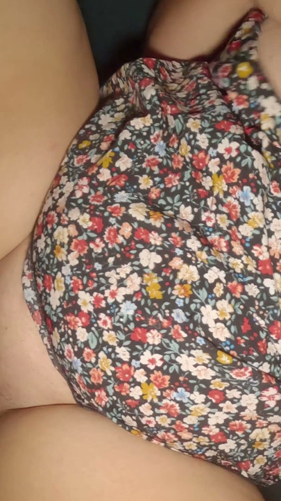Babam çalışırken azgın üvey annemi sikiyorum. Tombul orta yaşlı seksi kadın | Klip 1