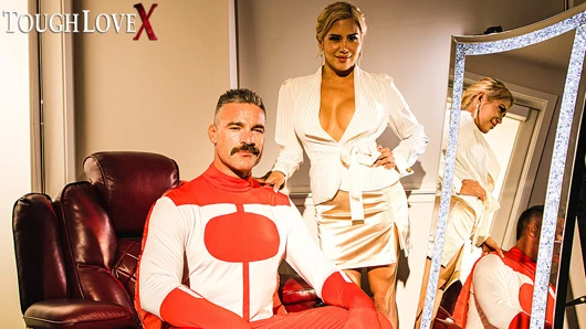 Toughlovex – caitlin bell süper kahraman kocasını sikiyor