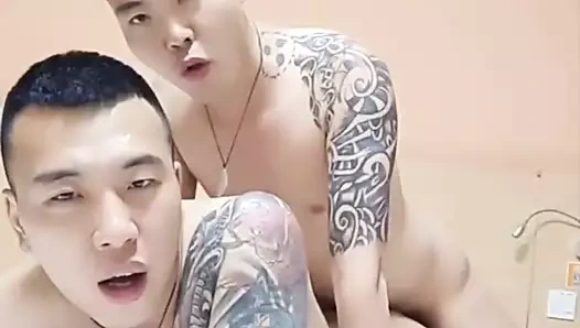 Çinli sıcak genç çift barfuck otel odasında (2'19'')