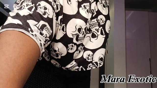 Sabahı benimle geçir.