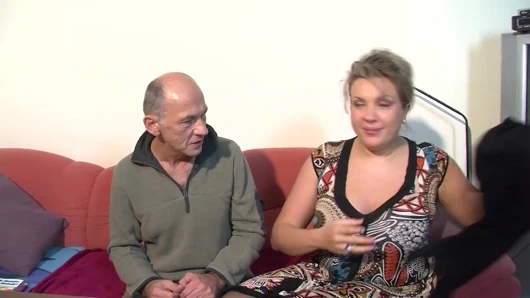 chubby alman ev hanımı içinde aşk