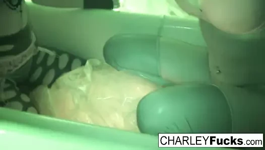 Charley kovalamak ve busty alia janine sikme