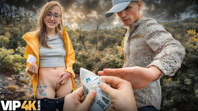 HUNT4K. Встретил голую незнакомку с красивыми сиськами в лесу