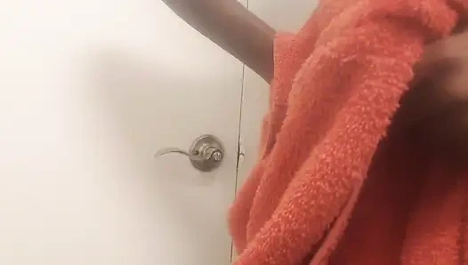 Wat h ben boşalıyor kadın mastürbasyonu