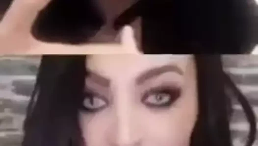 Discution entre travesti Arap