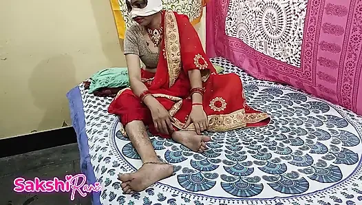 Desi tharki sasur ne gaon ki bahu ko pela, Hintli gelin kocası banyo yaparken ilk gece kayınpederini sikiyor