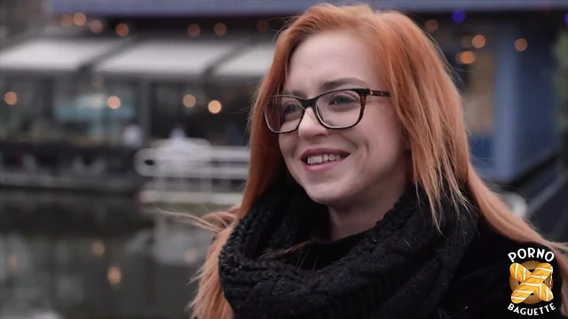 Шаловливая Joyce обожает большой толстый член