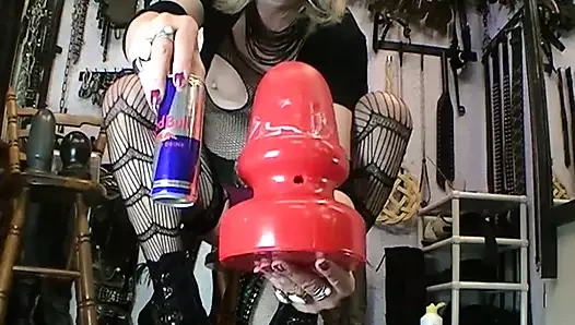 Büyük büyük şişman büyük boy çok büyük büyük yapay penis buttplug