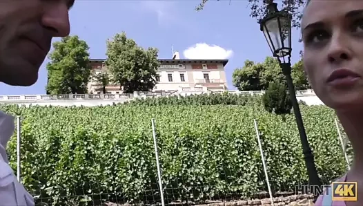 Aldatılan yabancının sevgilisiyle seks izlemeyi kabul etti