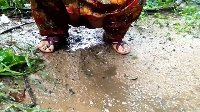 Hint aunty göğüsler ve kedi gösteri olmadan yüz