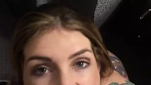 Bu gece biraz sinsi otel odasında büyük zenci yarağı eğlencesi