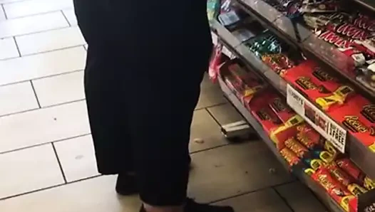 Büyükannenin çıkıntılı ganimet