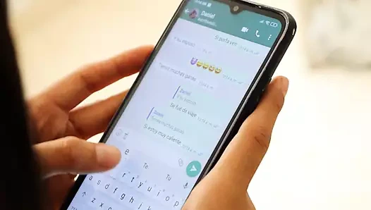 Üvey kardeşimin kocası onu memnun etmiyor ve beni onu becermek için çağırıyor - ispanyolca porno