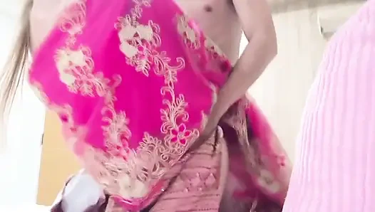 Taylandlı elbiseli cherry
