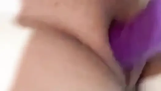 Asyalı üvey kız tek başına