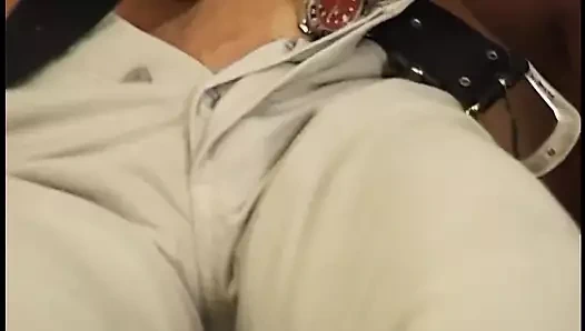 Sıska üvey kızını dildoyla sikiyor