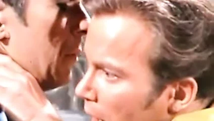 Orijinal star trek 'pantolonumda jizz' (komik)