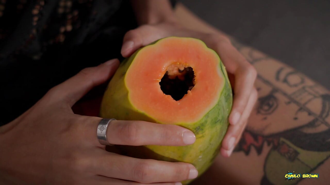 Asyalı twink sulu bir papaya doğuruyor - ev yapımı fleshlight sikişi