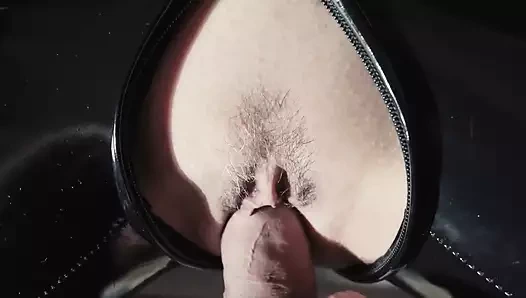 Kızıl saçlı lateks bebek misyonerde sikiliyor - amatör bakış açısı