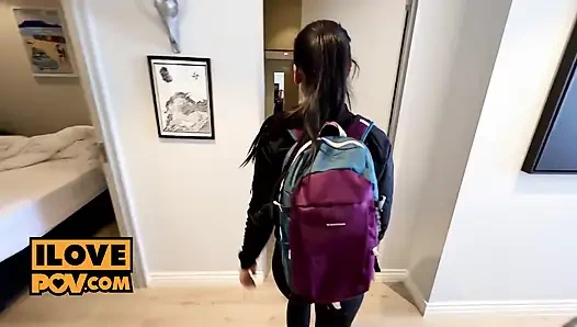 Zuzu Sweet bakış açısıyla sekste seni sert boşaltıyor