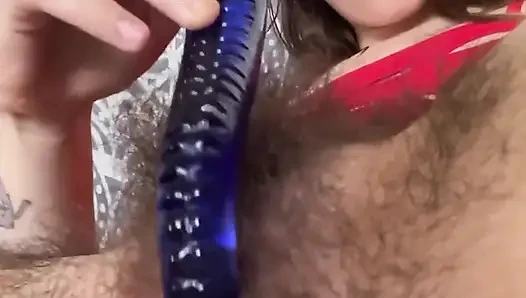 Kıllı amcığımı cam dildoyla sikiyorum
