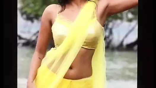 Cum üzerinde priya anand