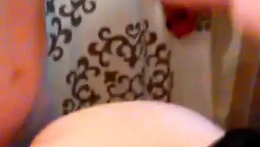 Köpek kahrolası içinde banyo