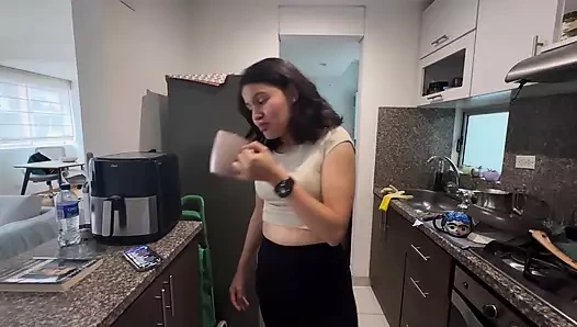 Çok azgın hissettim ve kendimi ne kadar olağanüstü hissettiğimden dolayı fışkırttığımı görmek için kendimi kaydetmeye karar verdim.