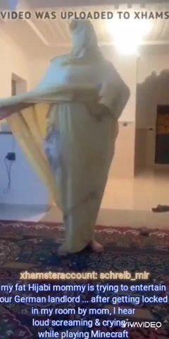 Tesettürlü Müslüman üvey annem burqa sürtüğü Alman efendimizi eğlendiriyor