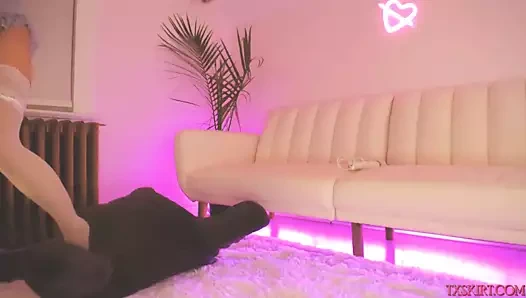 Cosplay saf Mastürbasyon içinde bir pembe oda p6