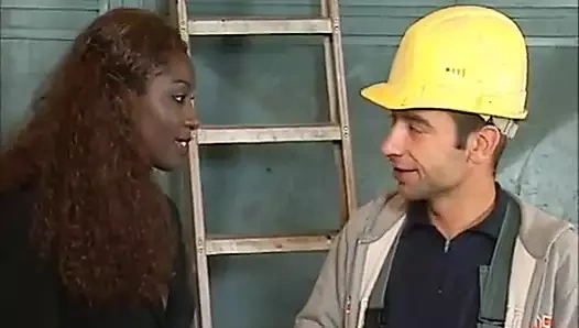 Ateşli azgın Alman aktrislerle amatör iş yeri porno videosu vol 2