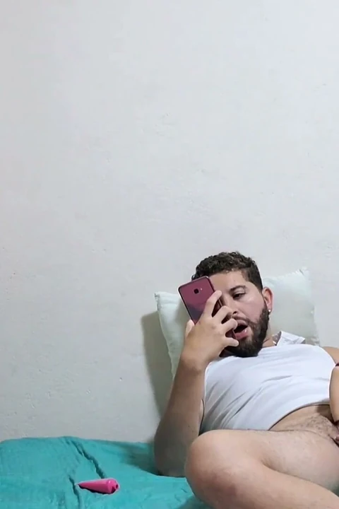 Yalnızdım Ve Odamda Duran Poponu Mahvettim, Sık Sık Boşaldım